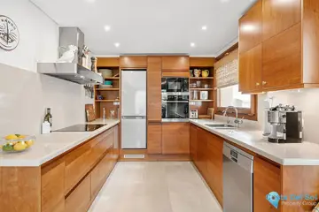 4 bedroom House for Sale in Nueva Andalucía-42075