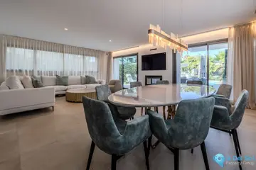 4 bedroom House for Sale in Puerto Banús-42093