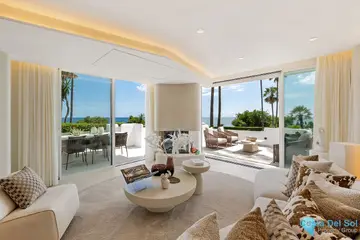 3 bedroom Apartment for Sale in New Golden Mile-42226