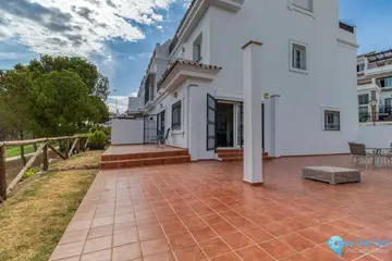 4 bedroom House for Sale in Alhaurín de la Torre-83296