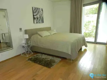 4 bedroom House for Sale in Sierra Blanca-42308
