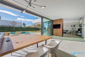 3 bedroom House for Sale in Málaga Este-42438
