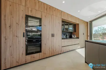 3 bedroom House for Sale in Málaga Este-42444