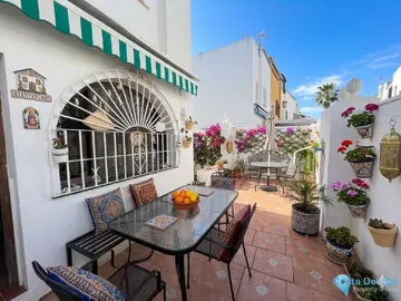 4 bedroom House for Sale in La Colina-83306