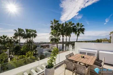 4 bedroom House for Sale in Sierra Blanca-42520