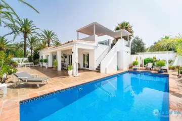 4 bedroom House for Sale in Marbesa