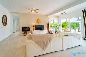 4 bedroom House for Sale in Marbesa-42539