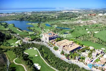 4 bedroom House for Sale in Los Flamingos-42749