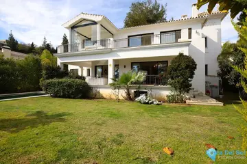 6 bedroom House for Sale in Nueva Andalucía-42755