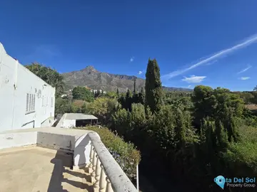 6 bedroom House for Sale in Marbella-42777