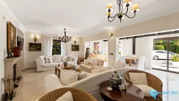 5 bedroom House for Sale in Atalaya-42813