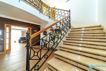 8 bedroom House for Sale in Marbella-42844