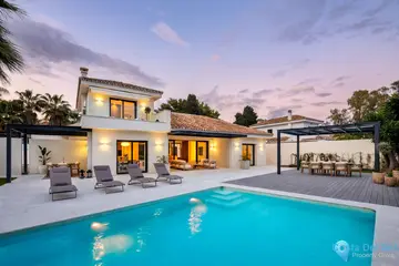 4 bedroom House for Sale in Cortijo Blanco-42950