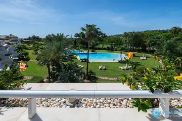 4 bedroom Apartment for Sale in Nueva Andalucía-42968