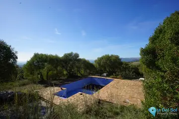 8 bedroom House for Sale in Gaucín-43002