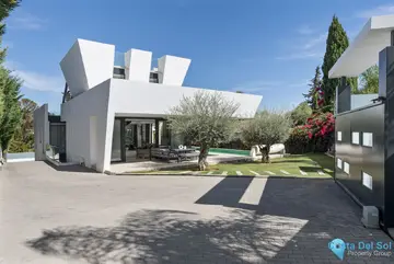 5 bedroom House for Sale in Nueva Andalucía-43053