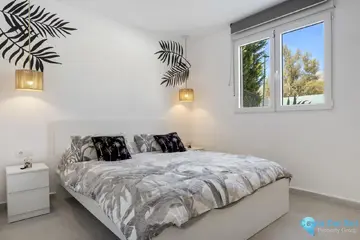 5 bedroom House for Sale in Nueva Andalucía-43063