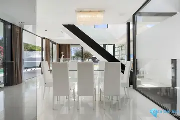 5 bedroom House for Sale in Nueva Andalucía-43060