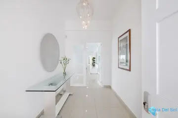 4 bedroom House for Sale in Benalmadena Costa-43130