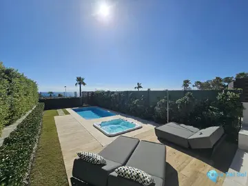4 bedroom House for Sale in New Golden Mile-43156