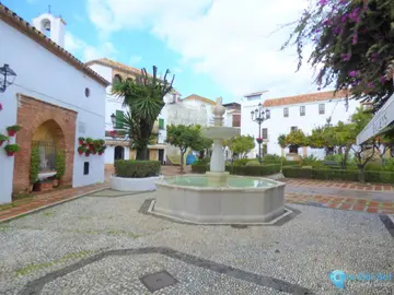 319m2 Plot for Sale in Marbella-43165