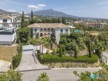 6 bedroom House for Sale in Benahavís-43359