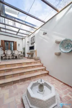 6 bedroom House for Sale in El Madroñal-43381