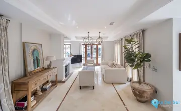 6 bedroom House for Sale in El Madroñal-43387