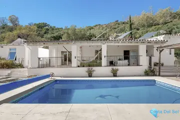 3 bedroom House for Sale in Estepona-77866