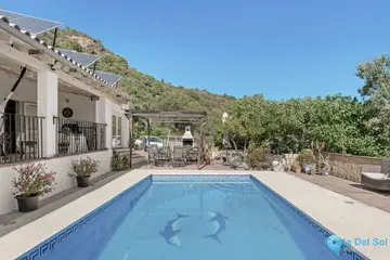 3 bedroom House for Sale in Estepona-77867