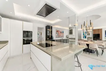 4 bedroom Apartment for Sale in Puerto Banús-43581