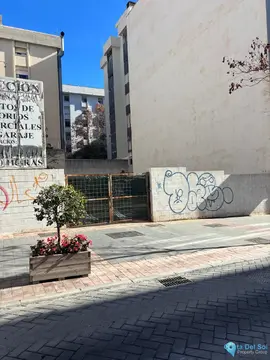 400m2 Plot for Sale in Marbella-43631