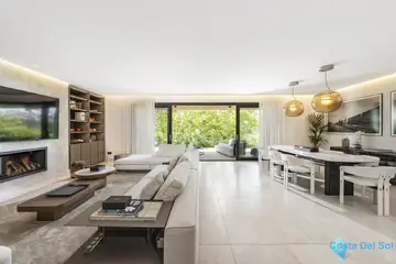 5 bedroom House for Sale in Sotogrande-43651
