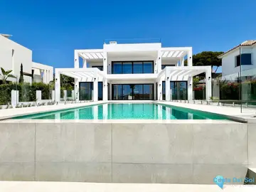 6 bedroom House for Sale in Elviria-43771