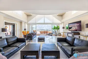 5 bedroom Apartment for Sale in Nueva Andalucía-43791