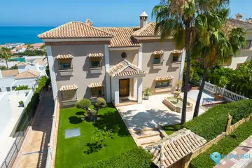 5 bedroom House for Sale in La Cala de Mijas-43855