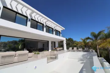 4 bedroom House for Sale in Elviria-43875
