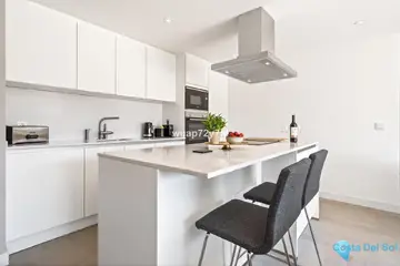 3 bedroom Apartment for Sale in Selwo-83387