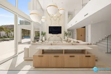 4 bedroom House for Sale in La Mairena-43903