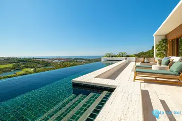 3 bedroom House for Sale in Casares
