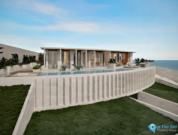 5 bedroom House for Sale in Casares-44150