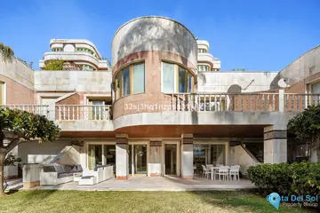 6 bedroom Apartment for Sale in Marbella-44171