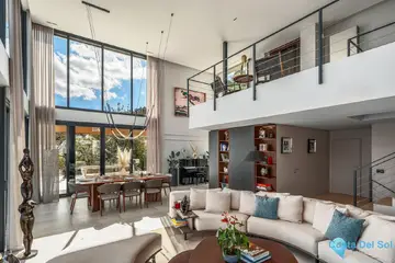 6 bedroom House for Sale in La Mairena-44308