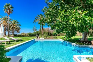 4 bedroom House for Sale in Benahavís-44357