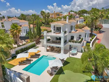 6 bedroom House for Sale in Nueva Andalucía-44427