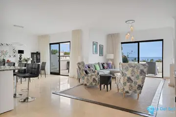 3 bedroom Apartment for Sale in Marbella-44487
