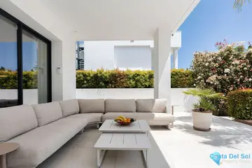 5 bedroom House for Sale in Nueva Andalucía-44715