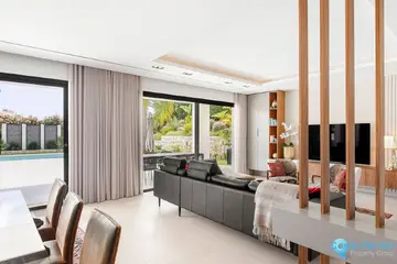 5 bedroom House for Sale in Nueva Andalucía-44714