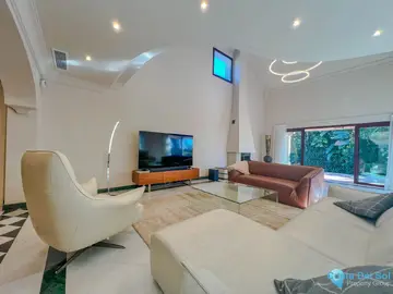 5 bedroom House for Sale in Los Flamingos-44735