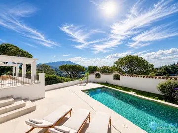5 bedroom House for Sale in El Madroñal-44771